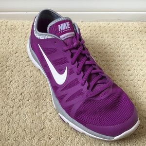 Nike Women’s Flex Supreme TR3 shoes